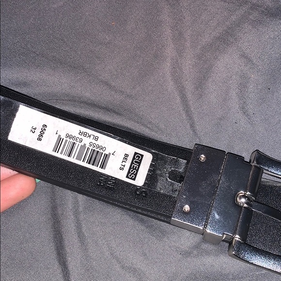 GUESS BELT